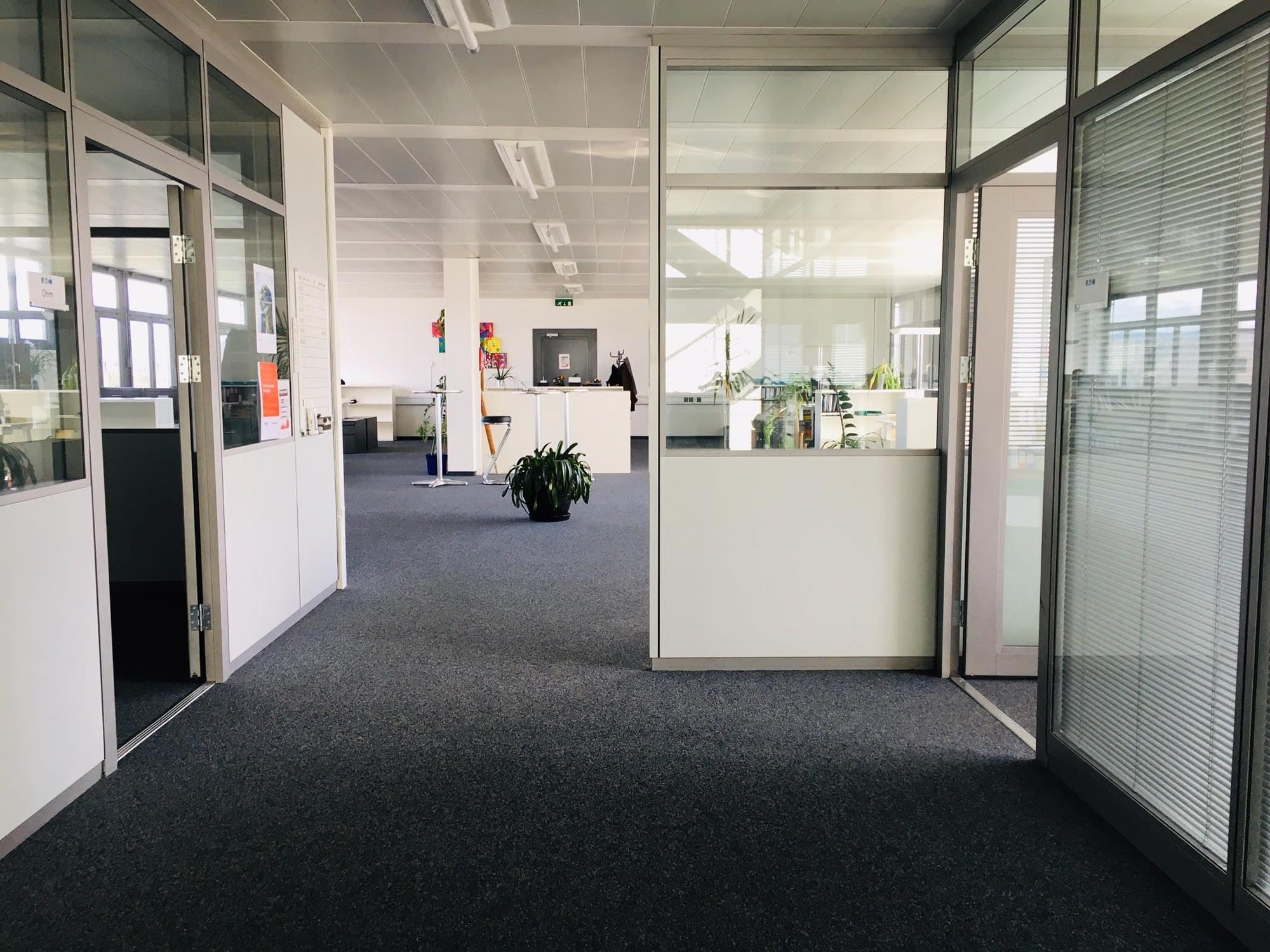 Der Hitze trotzen: Im klimatisierten Büro!, Effretikon | Büro mieten