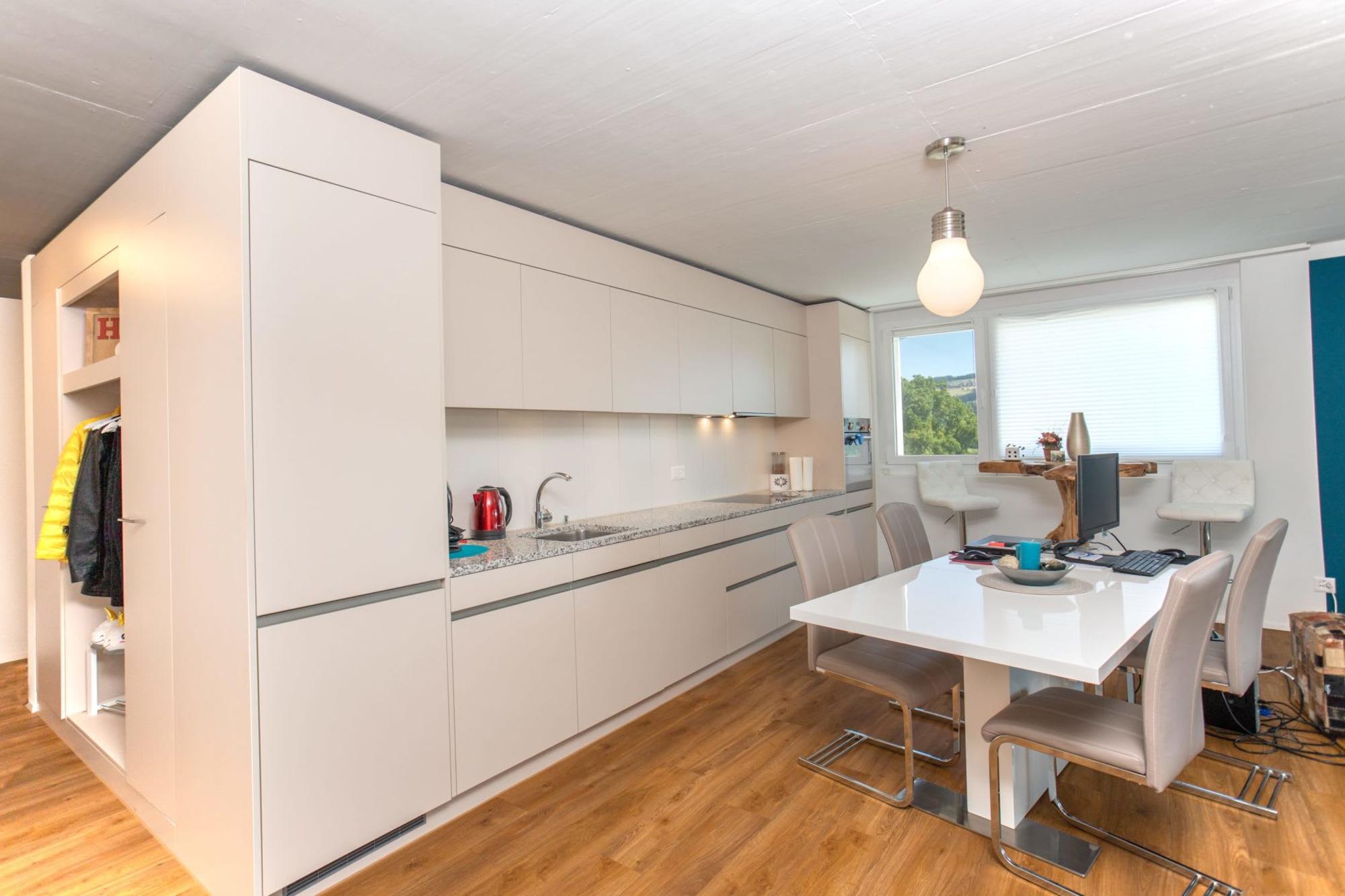 Gemütliche, moderne 4.5 Zimmerwohnung mit Aussicht, Fischbach-Göslikon