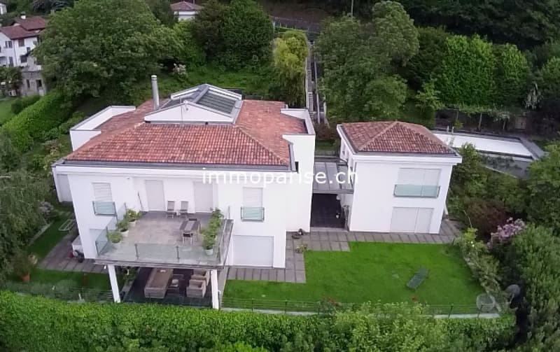 Edle Villa mit Gästehaus und Pool, Vira (Gambarogno) | Villa kaufen