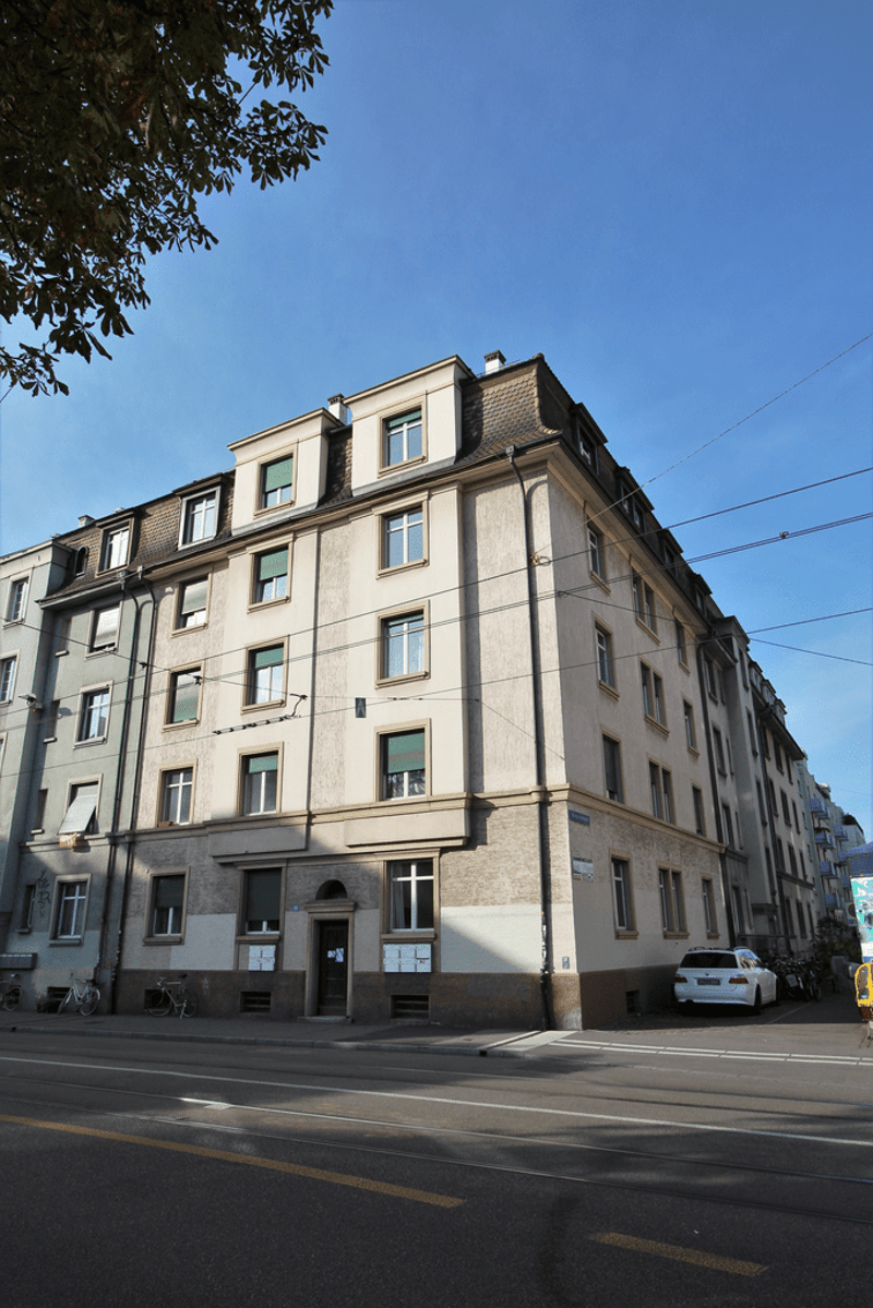 2-ZIMMER-ALTBAUWOHNUNG MIT MODERNE KÜCHE UND BADEZIMMER ...