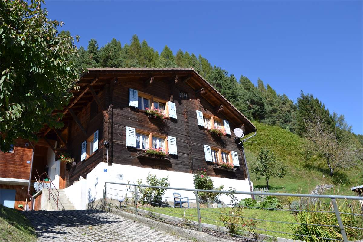 3 5 Zimmer Wohnung 7175 Sumvitg Mieten Via Cavischle 17